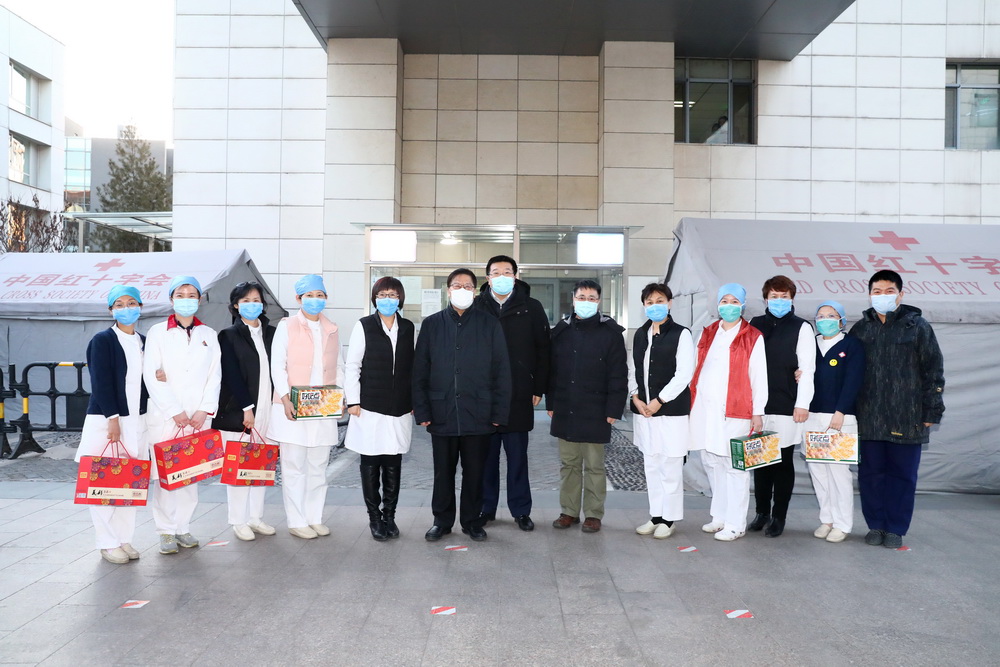http://pkunews.pku.edu.cn/images/2020-12/347ea1ea35d34c92a1d62a516240aa69.jpeg